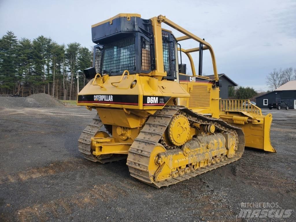 CAT D 6 M XL Vikšriniai buldozeriai