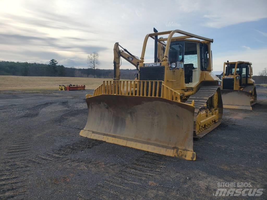 CAT D 6 M XL Vikšriniai buldozeriai