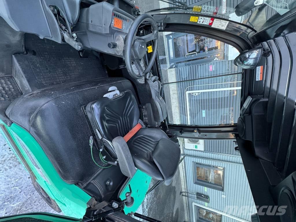 Mitsubishi FD25N3 Dyzeliniai krautuvai