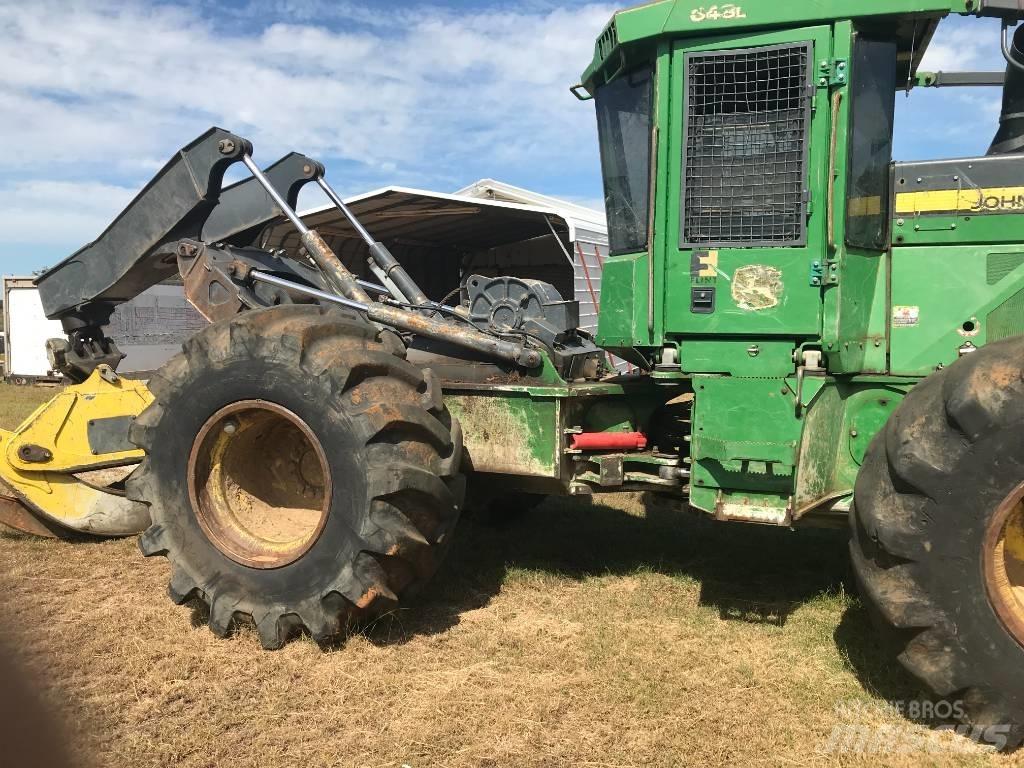 John Deere 648 L Skiedrovežiai