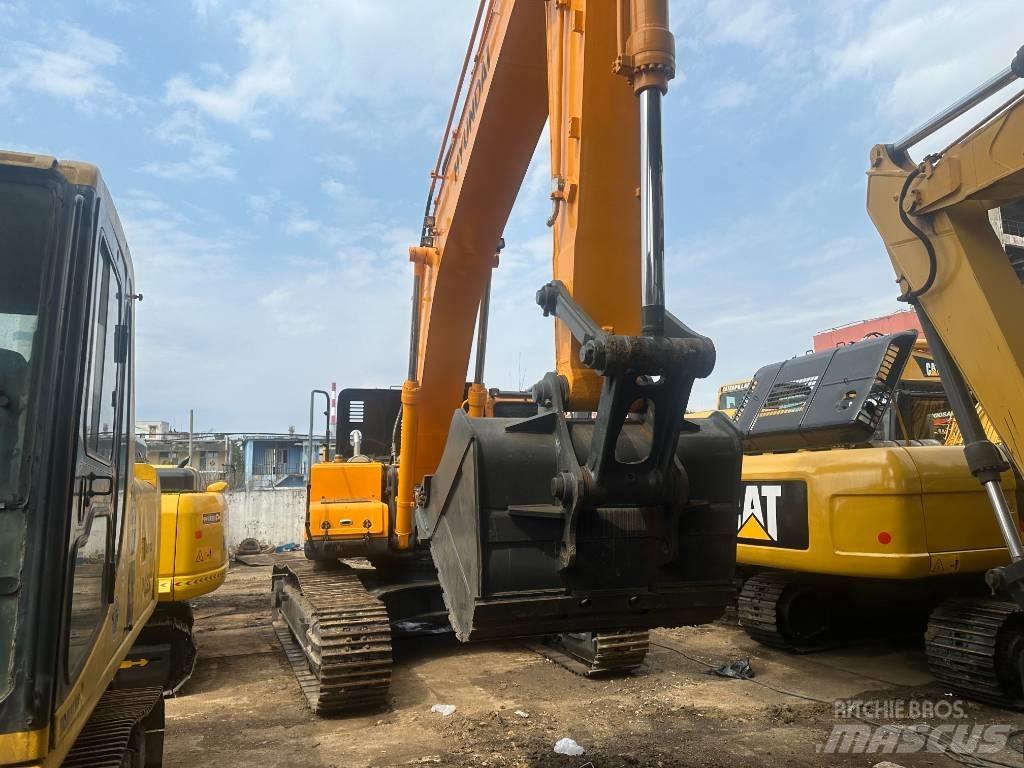 Hyundai 330-9S Vikšriniai ekskavatoriai