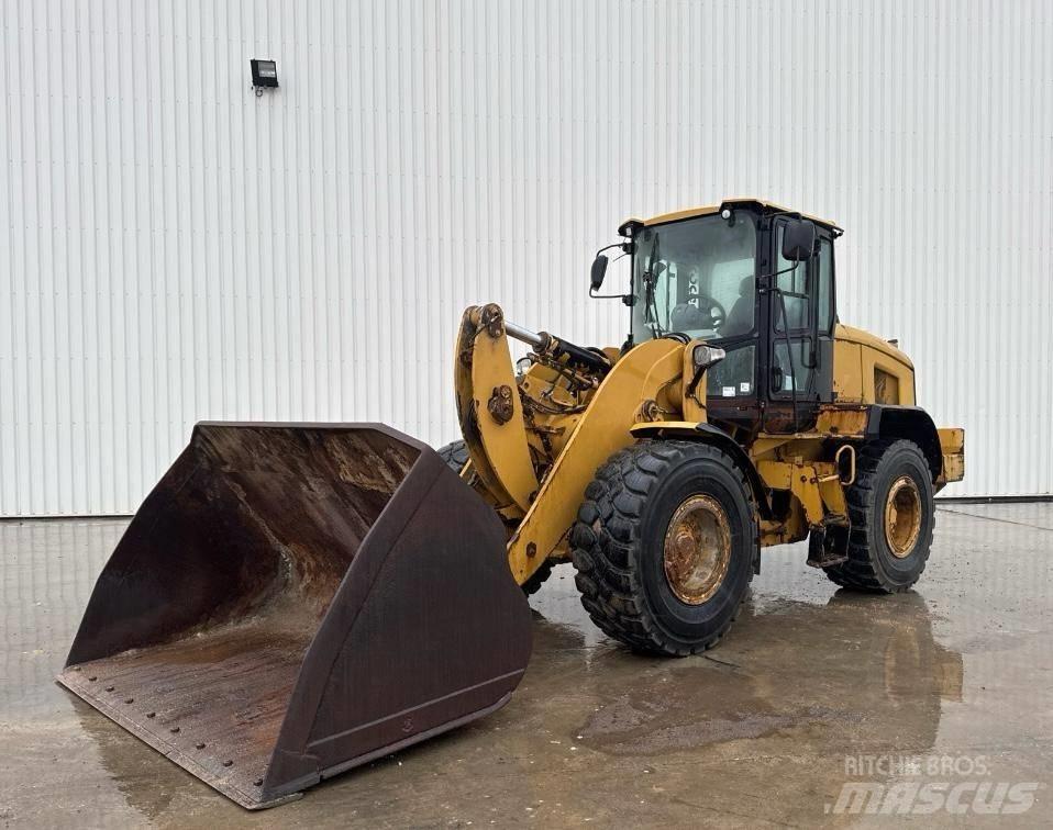CAT 938 K Naudoti ratiniai krautuvai
