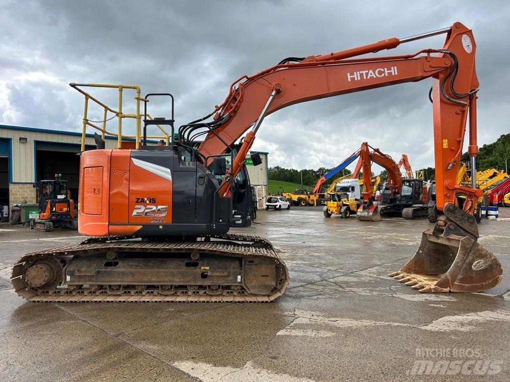 Hitachi ZX225 USLC-7 Vikšriniai ekskavatoriai