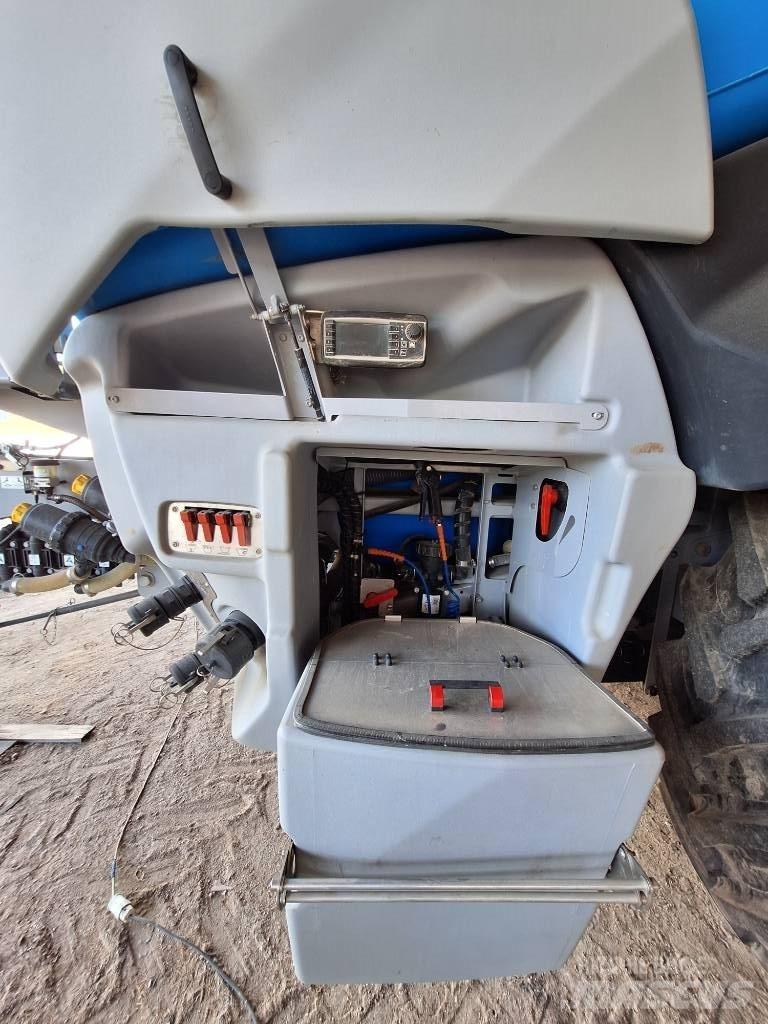 Lemken Vega 12/4000 Prikabinami purkštuvai