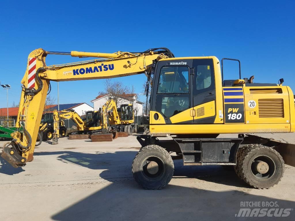 Komatsu PW180-11 Ratiniai ekskavatoriai