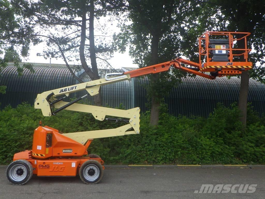 JLG M450AJ Alkūniniai keltuvai