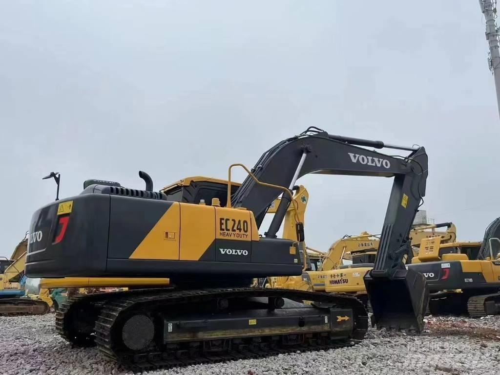 Volvo EC 240 Vikšriniai ekskavatoriai