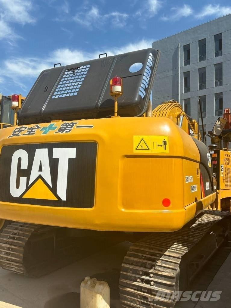 CAT 320D Vikšriniai ekskavatoriai