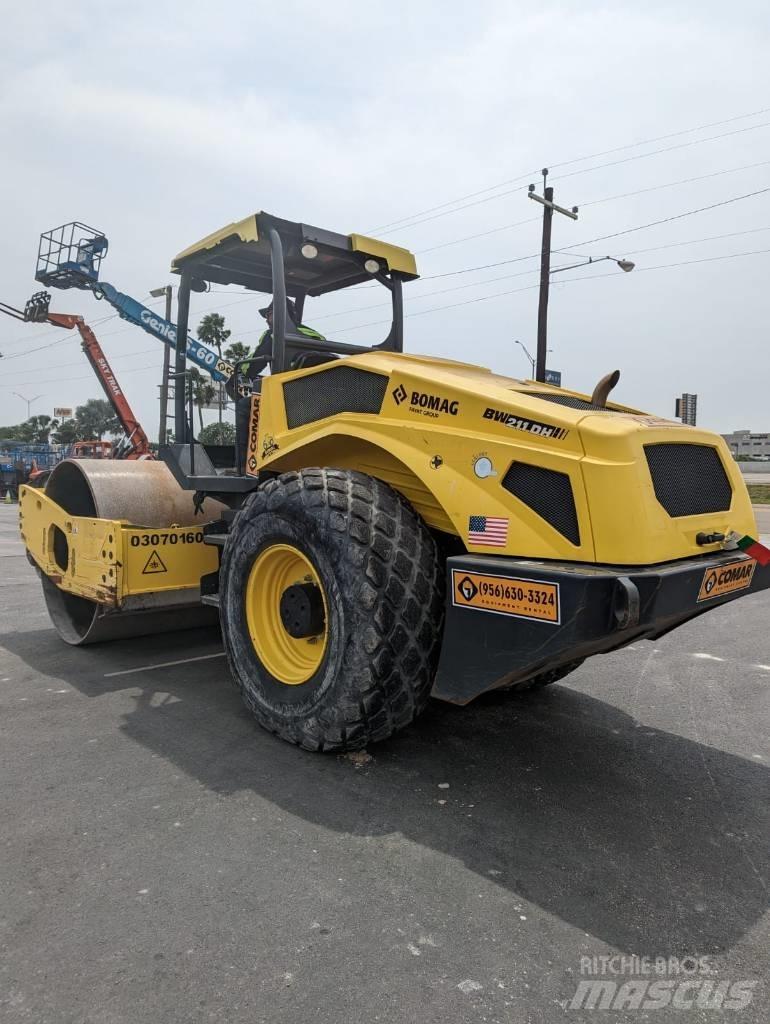 Bomag BW 211 DH-5 Vieno būgno volai