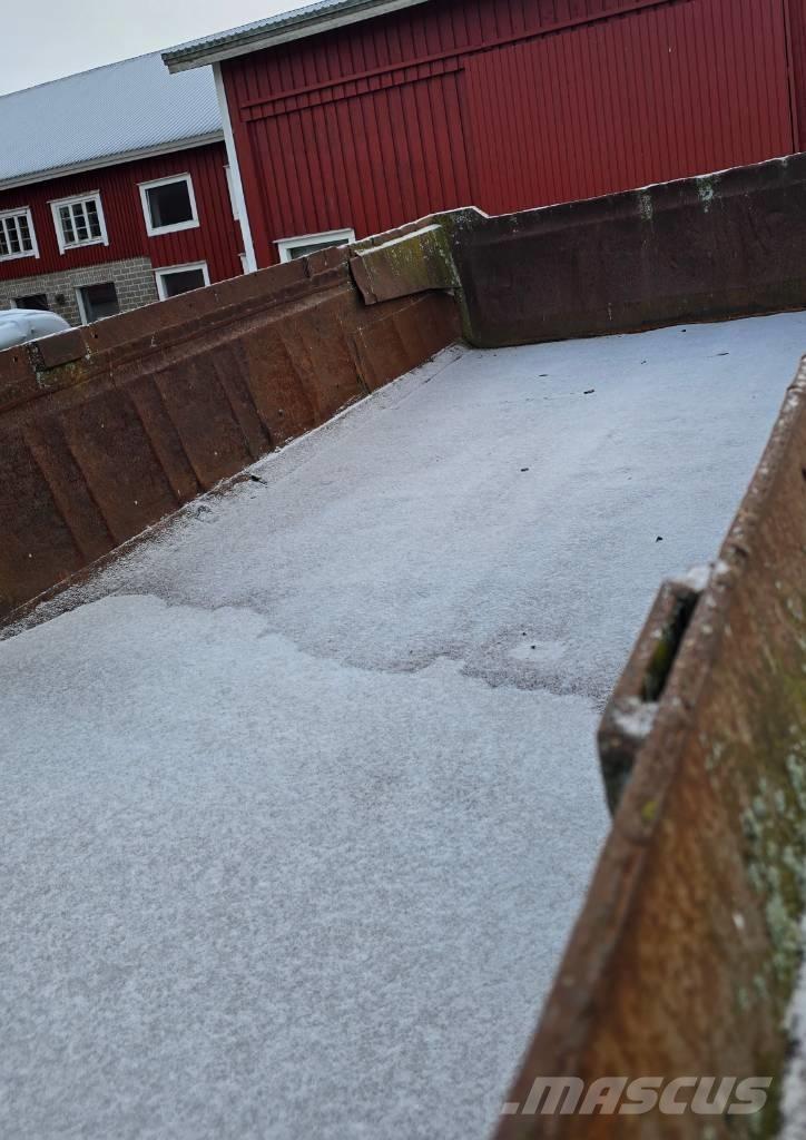 RKP Omavalmiste Savivartės priekabos