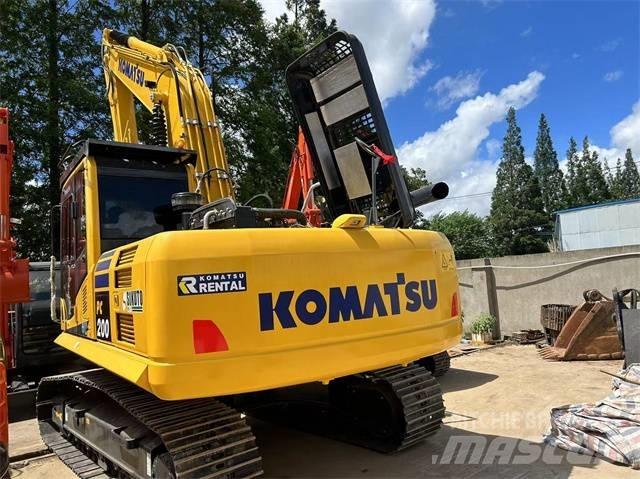 Komatsu PC 200-8 Vikšriniai ekskavatoriai
