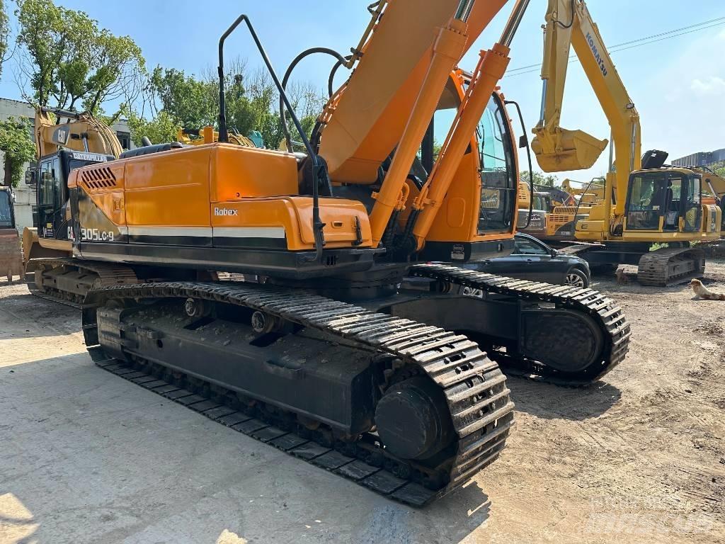 Hyundai R305LC-9s Vikšriniai ekskavatoriai