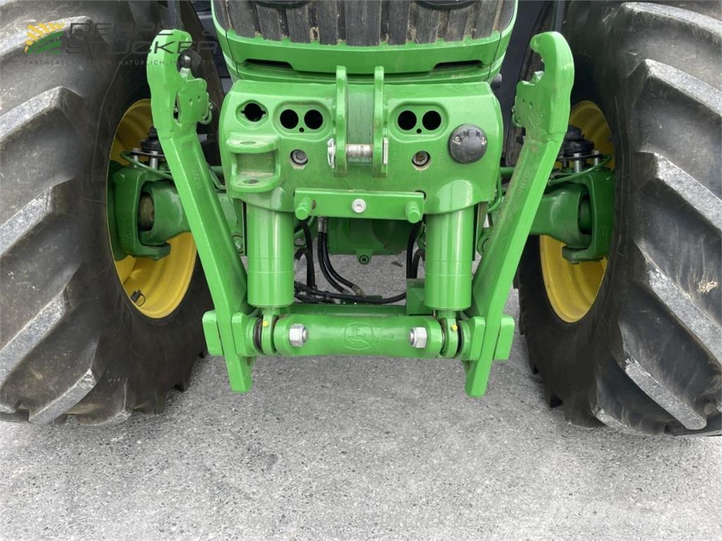 John Deere 6250R Traktoriai