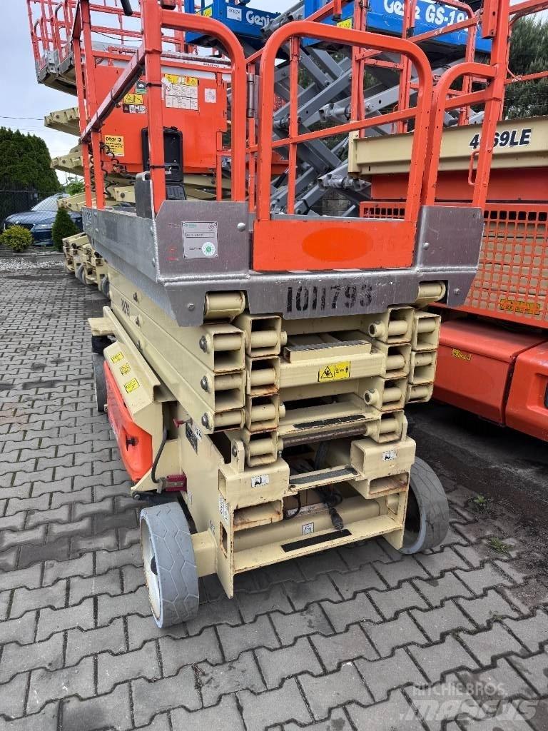 JLG 3246 ES Žirkliniai keltuvai