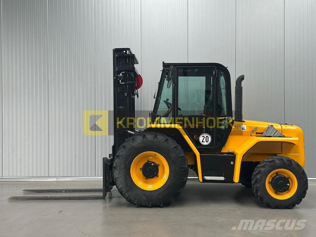 JCB 940 Visureigiai krautuvai