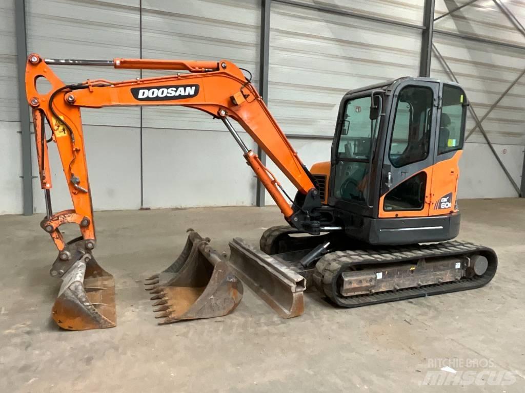 Doosan DX 60 R Mini ekskavatoriai < 7 t