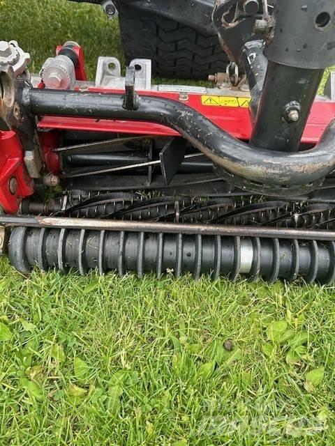 Toro RM 5410 AWD Savaeigės žoliapjovės