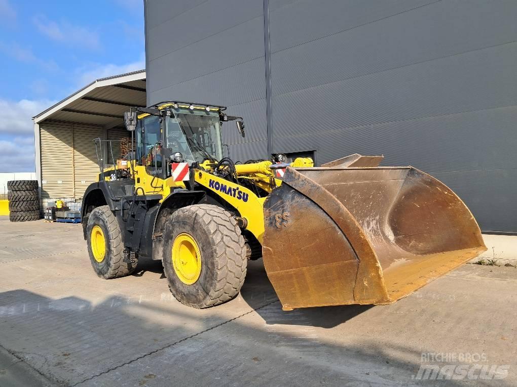 Komatsu WA380-8E0 Naudoti ratiniai krautuvai