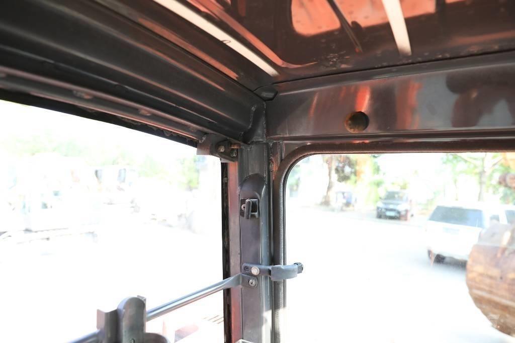 Hitachi ZX 60 Vikšriniai ekskavatoriai