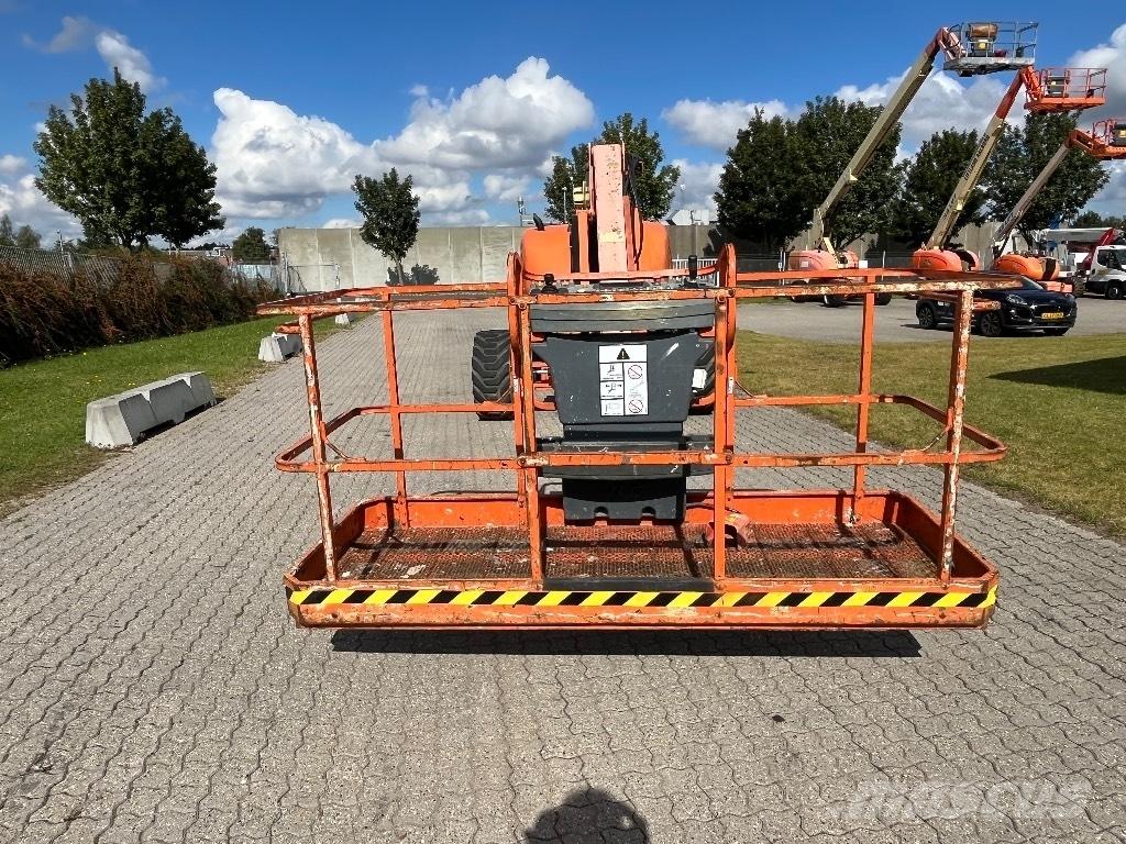 JLG 800 AJ Alkūniniai keltuvai