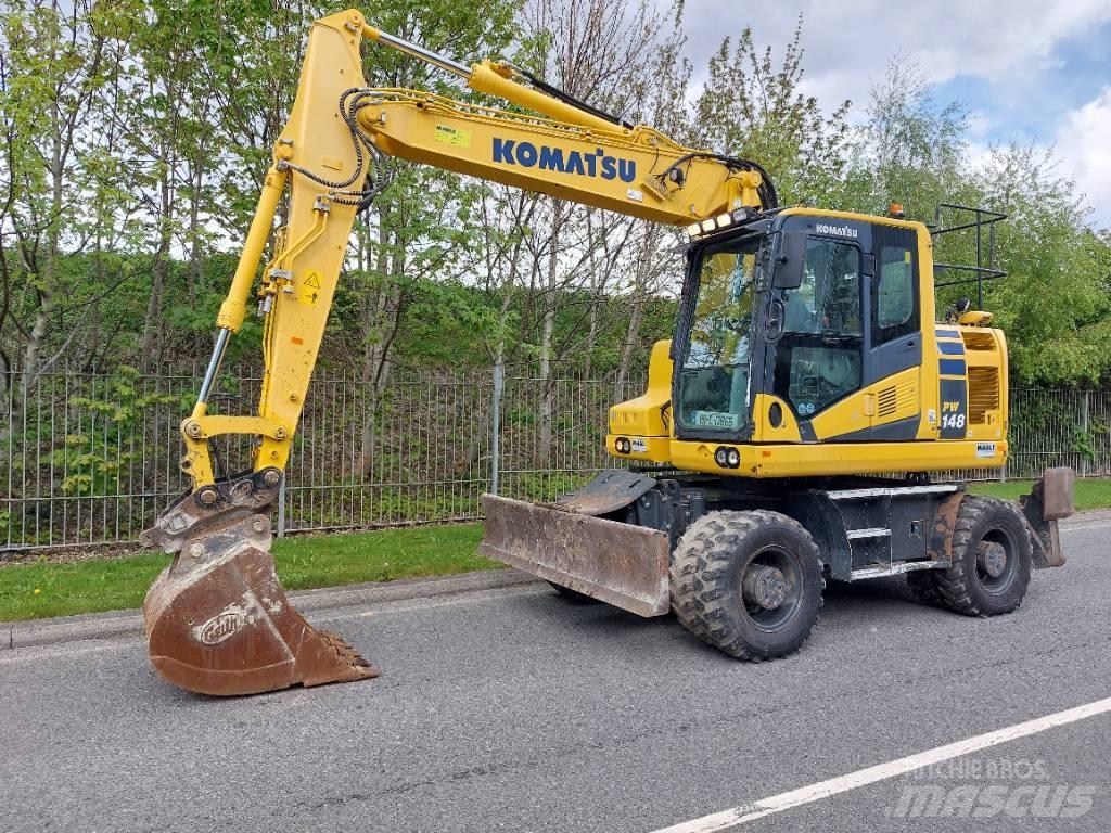 Komatsu PW148-11 Ratiniai ekskavatoriai