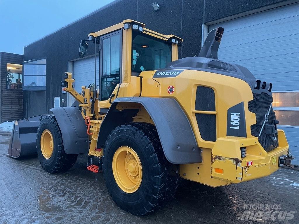 Volvo L60H Naudoti ratiniai krautuvai