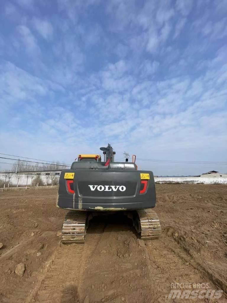 Volvo EC210D Vikšriniai ekskavatoriai