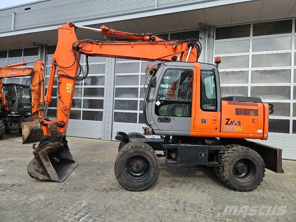 Hitachi ZX130W Ratiniai ekskavatoriai