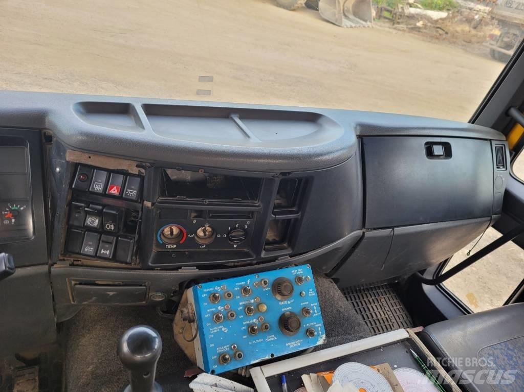 Volvo FL6 180 Savivarčių priekabų vilkikai