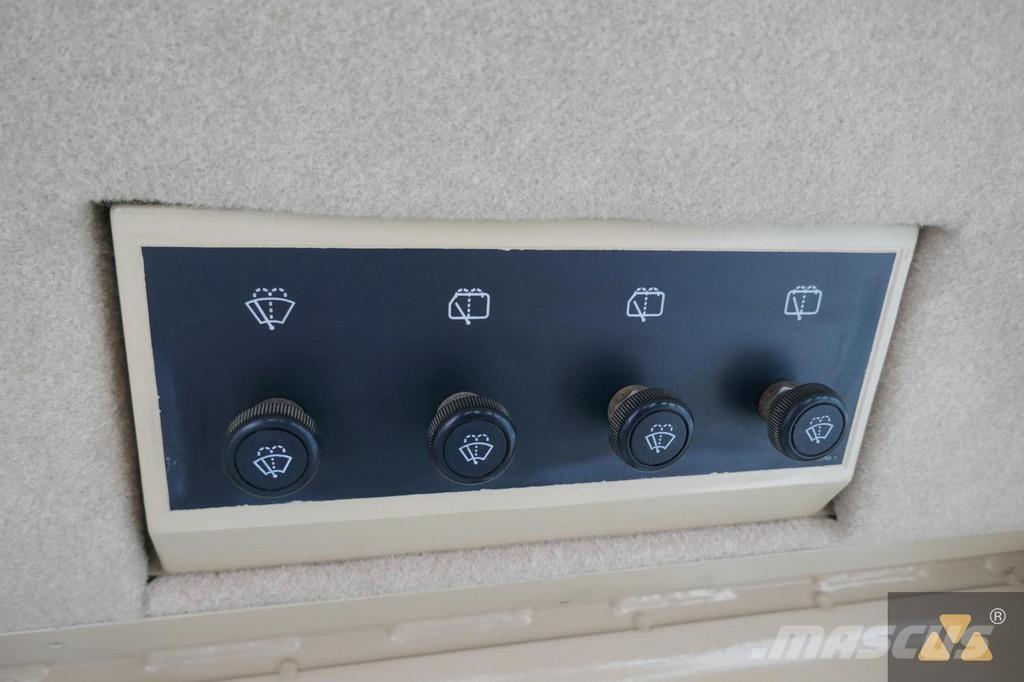 CAT D9R Ex-army Vikšriniai buldozeriai