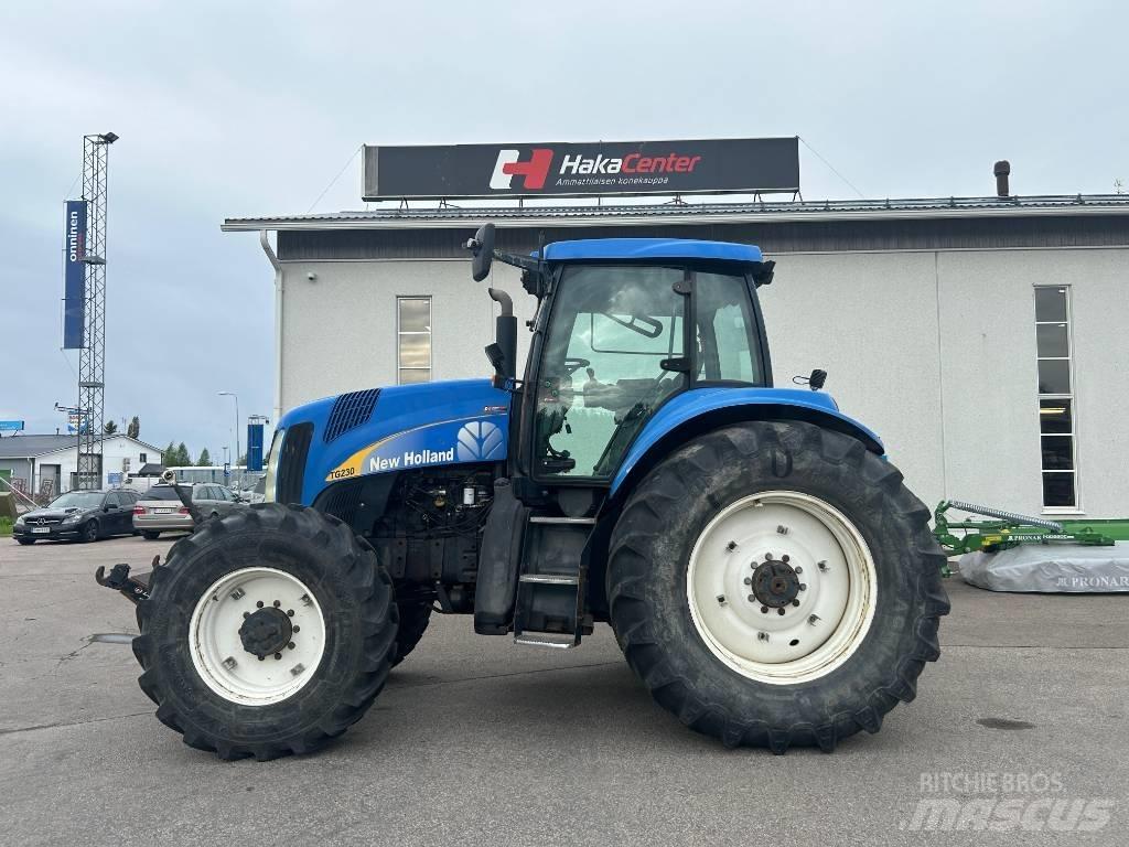 New Holland TG 230 Traktoriai