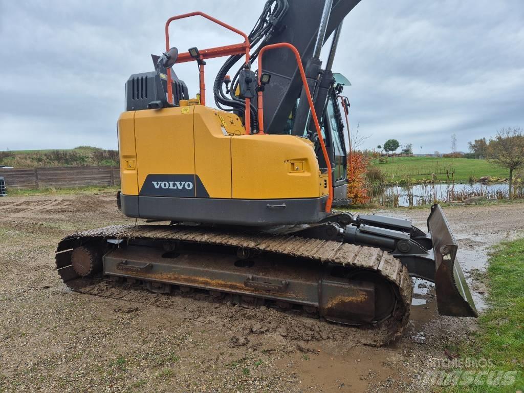 Volvo ECR235EL Vikšriniai ekskavatoriai