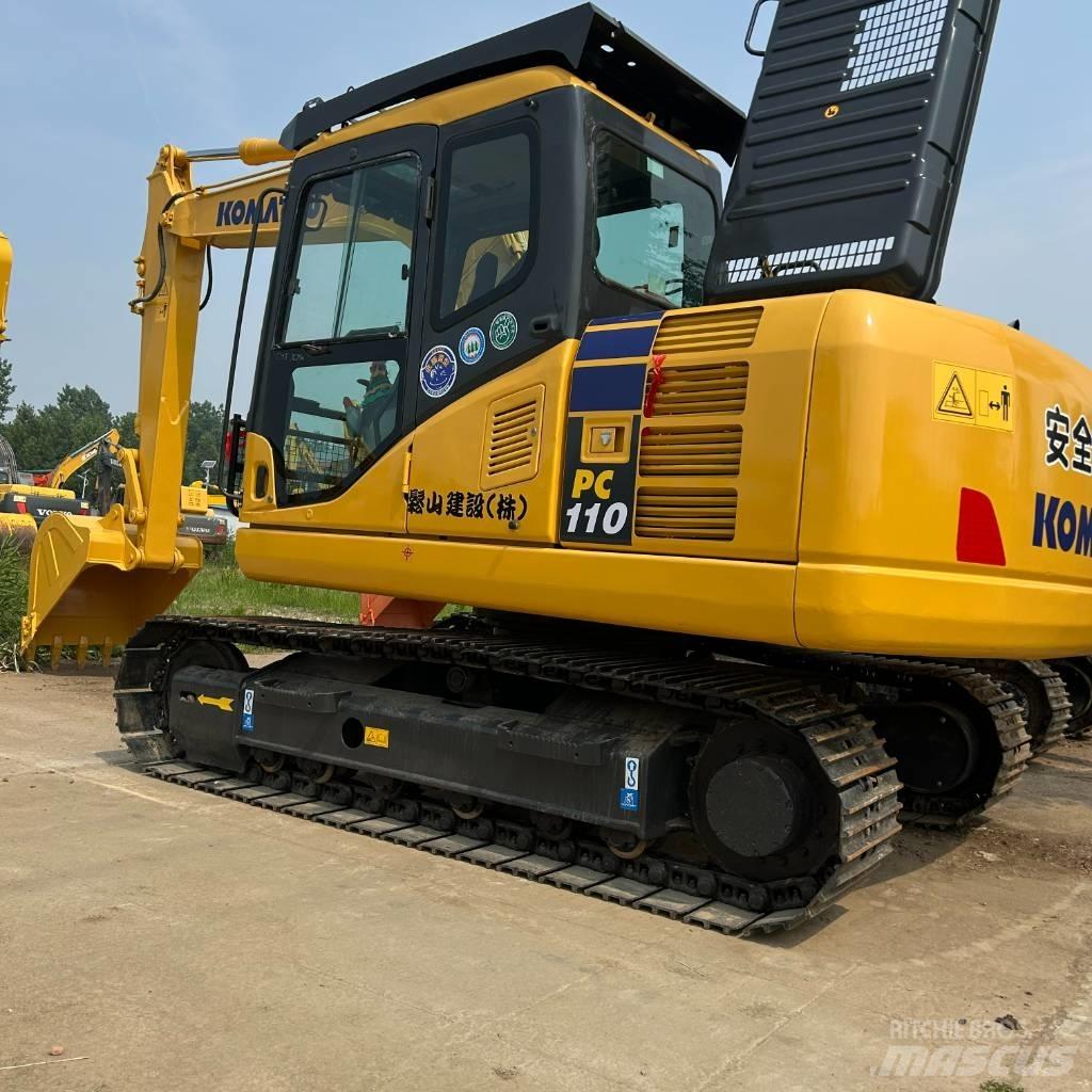 Komatsu 110 Vikšriniai ekskavatoriai