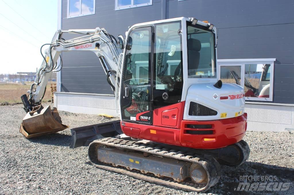 Takeuchi TB 250 Mini ekskavatoriai < 7 t