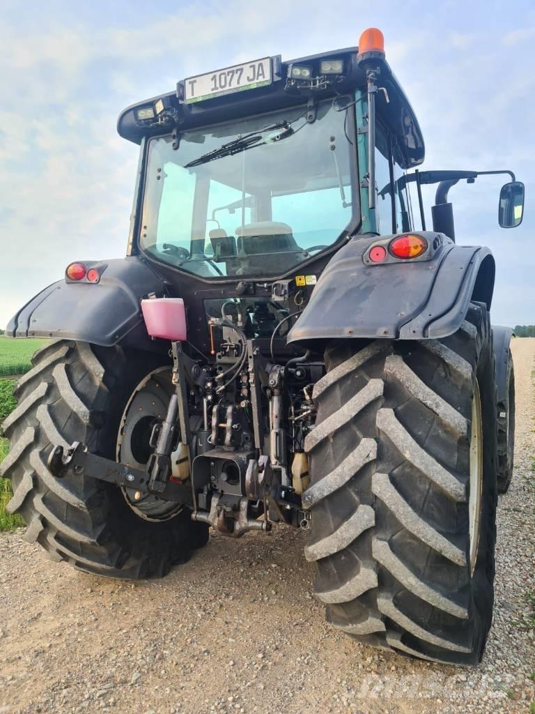 Valtra T 173 HiTech Traktoriai