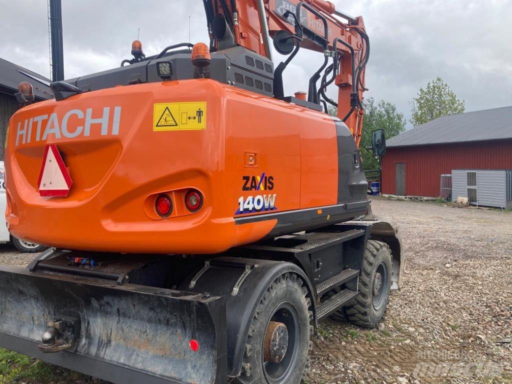 Hitachi 140w Ratiniai ekskavatoriai
