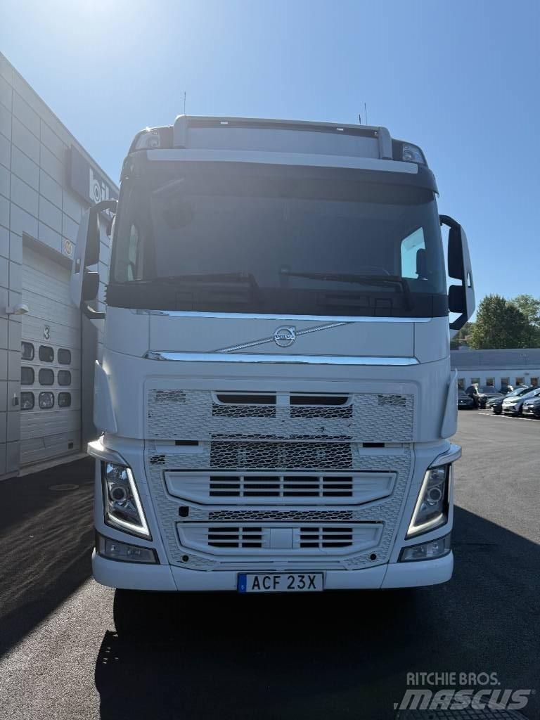 Volvo FH 540 6x2 Sunkvežimiai su dengtu kėbulu