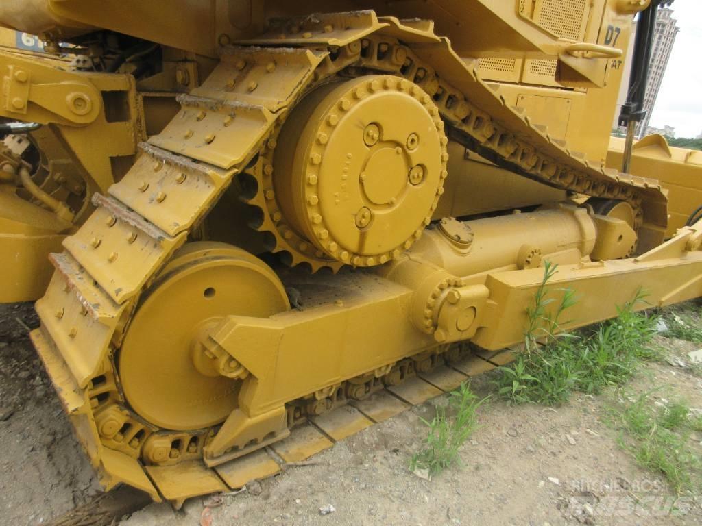 CAT D 7 H Vikšriniai buldozeriai