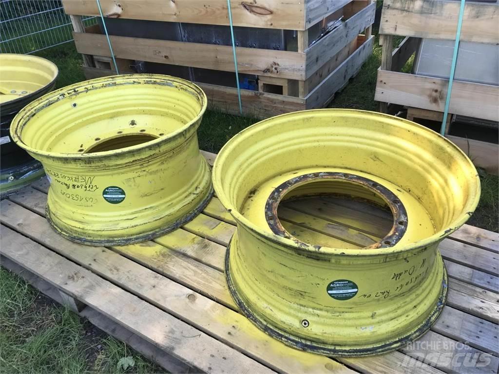 John Deere 18x34 Padangos, ratai ir ratlankiai