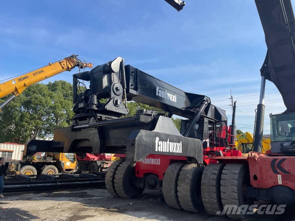 Fantuzzi CS 45 KM Konteinerių krautuvai