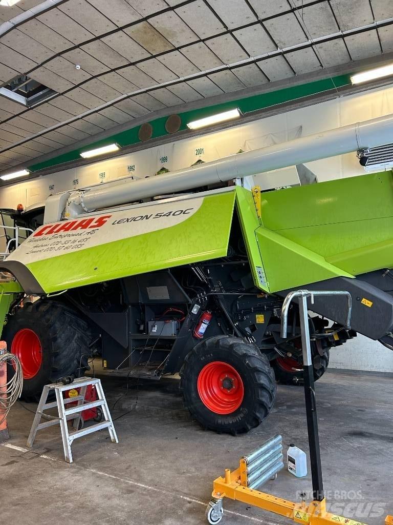 CLAAS Lexion 540 C Derliaus nuėmimo kombainai