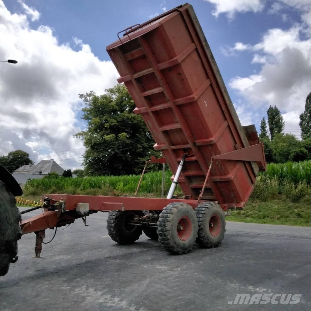 IH B14 Savivartės priekabos