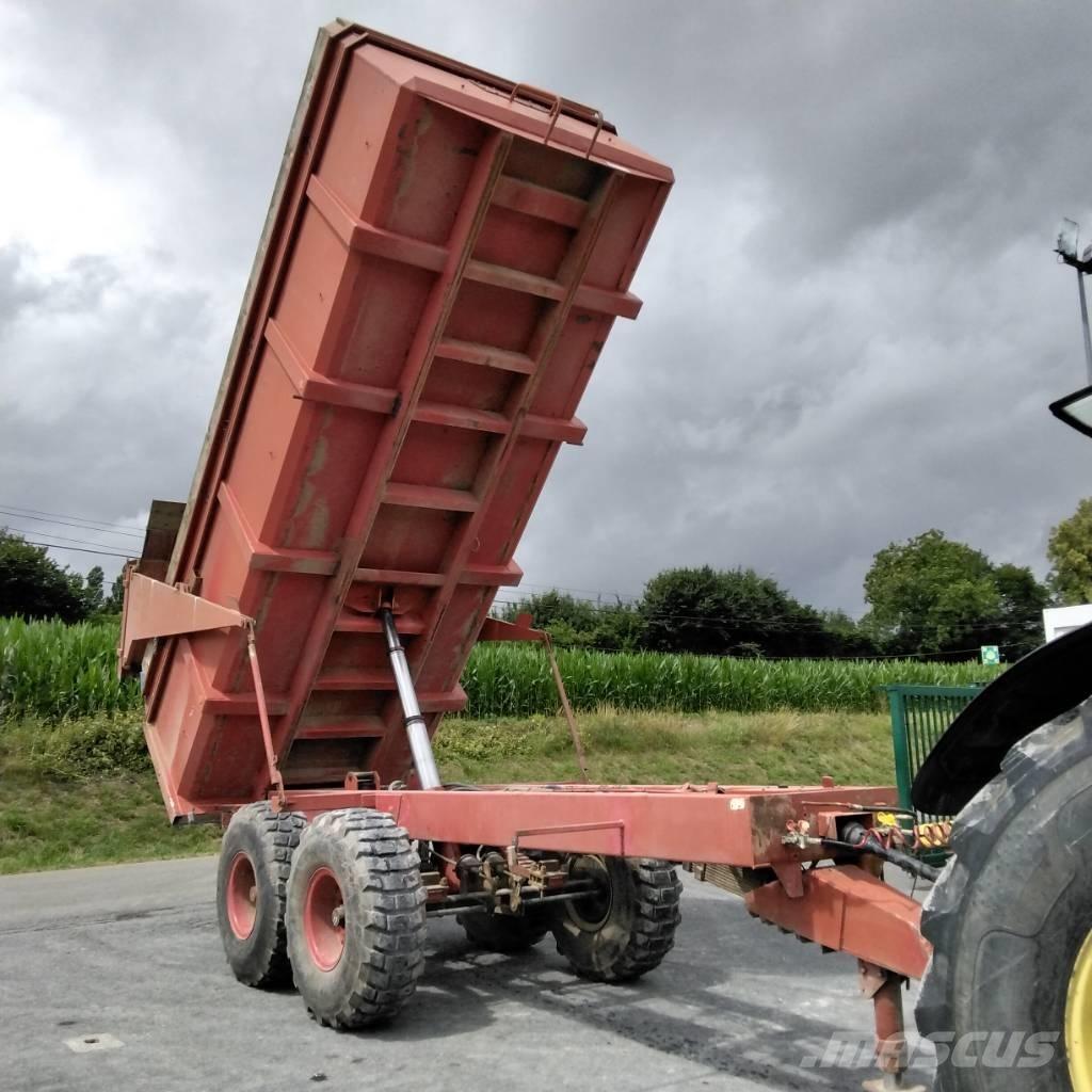 IH B14 Savivartės priekabos