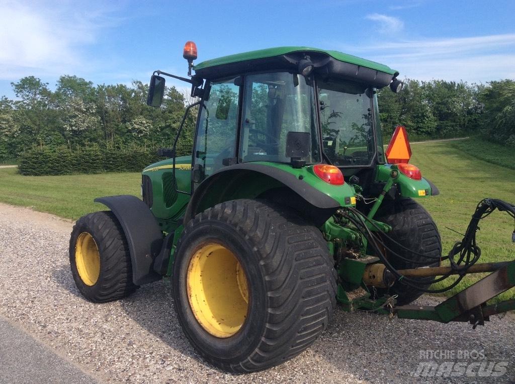 John Deere 5720 Traktoriai