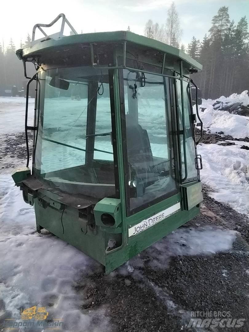 John Deere 1710 Kabinos ir salonai
