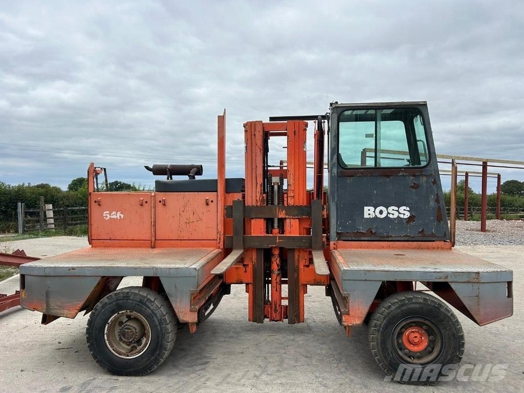 Boss 546 Krautuvai su pakrovimu iš šonų