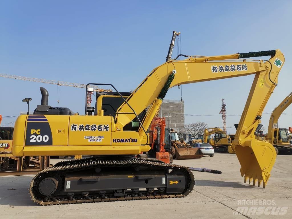 Komatsu PC 200-8N1 Vikšriniai ekskavatoriai