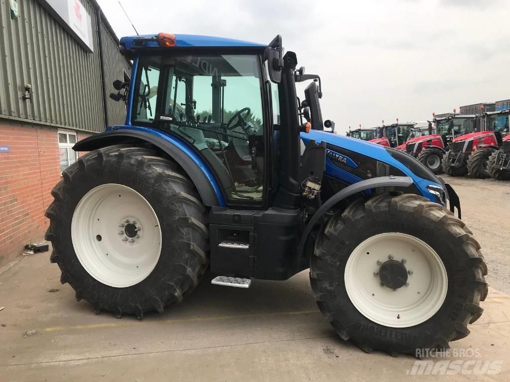 Valtra G 135 A Traktoriai
