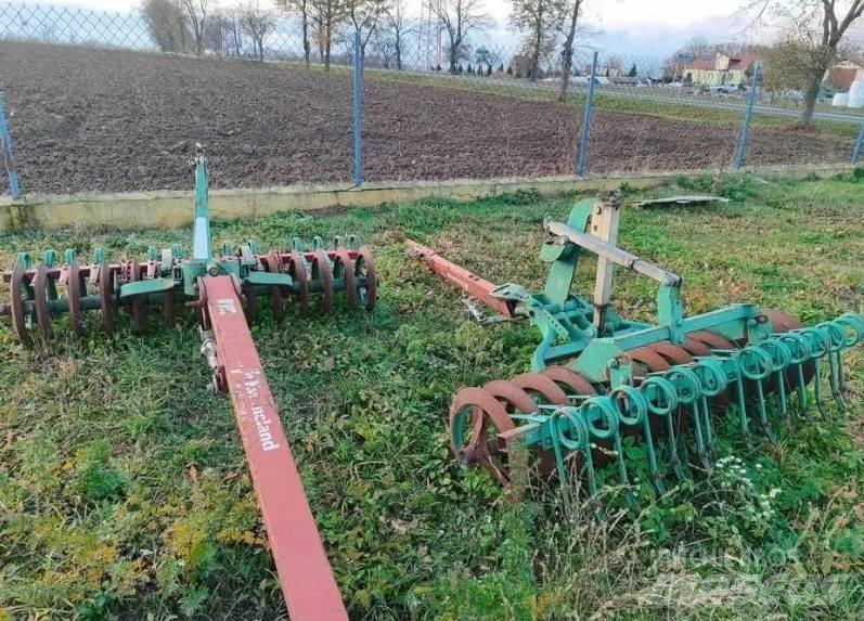 Kverneland PL 100 Apverčiamieji plūgai