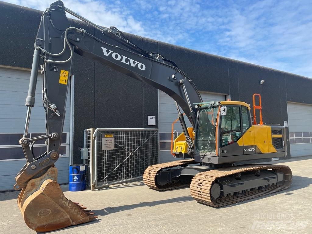 Volvo EC220E Vikšriniai ekskavatoriai